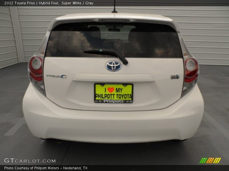 Super White / Gray 2012 Toyota Prius c Hybrid Four