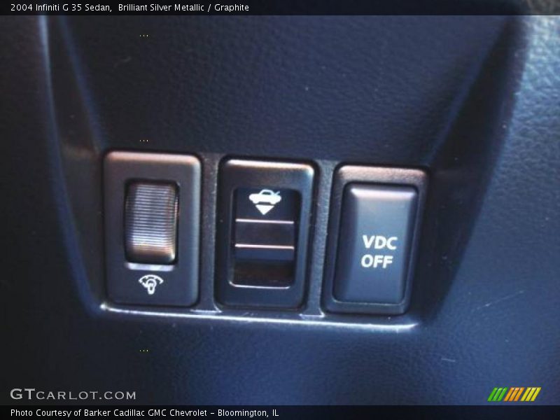 Brilliant Silver Metallic / Graphite 2004 Infiniti G 35 Sedan