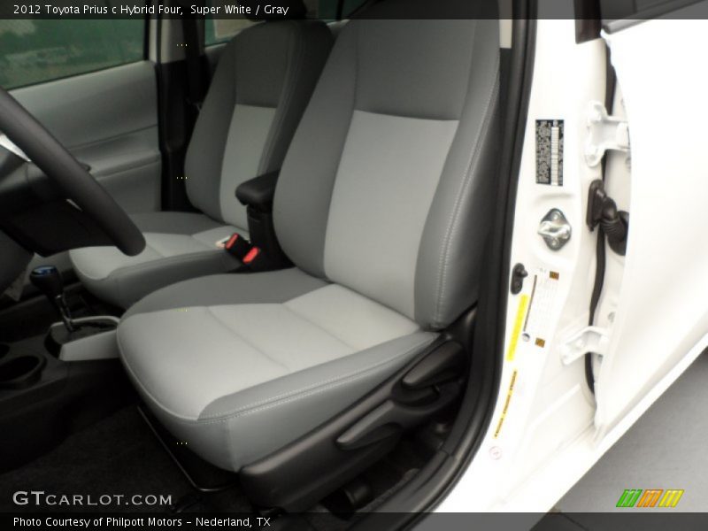 Super White / Gray 2012 Toyota Prius c Hybrid Four