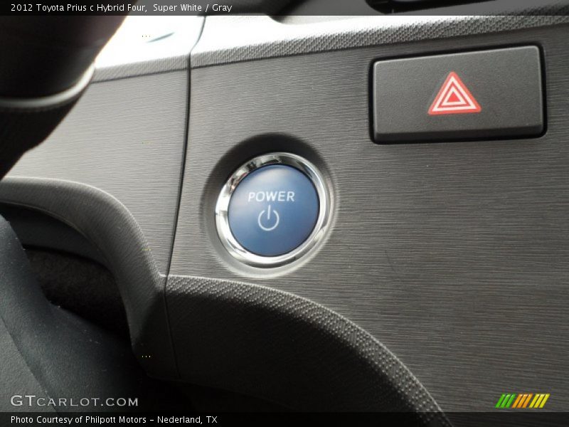 Super White / Gray 2012 Toyota Prius c Hybrid Four