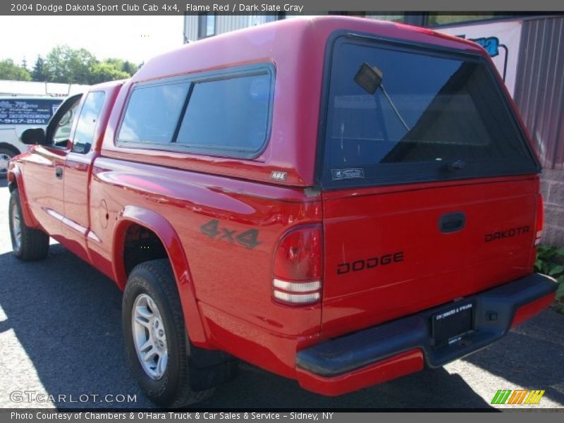 Flame Red / Dark Slate Gray 2004 Dodge Dakota Sport Club Cab 4x4