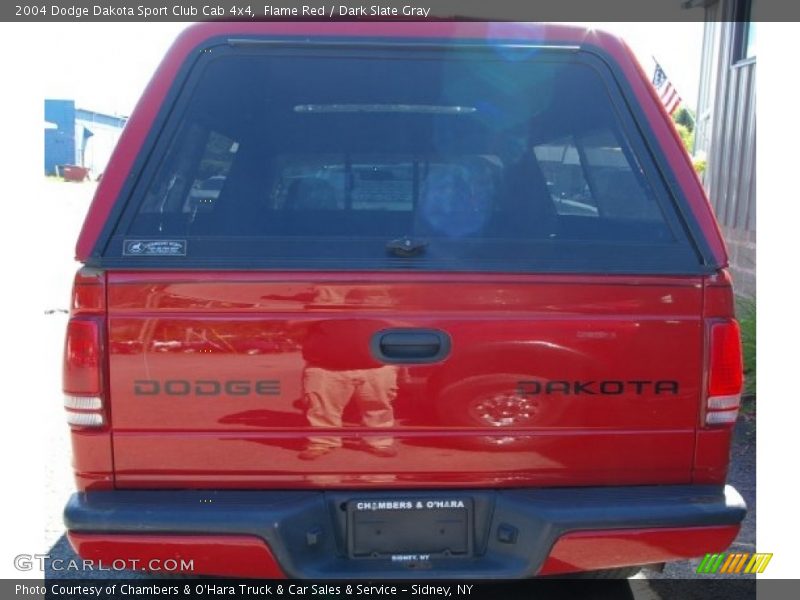 Flame Red / Dark Slate Gray 2004 Dodge Dakota Sport Club Cab 4x4