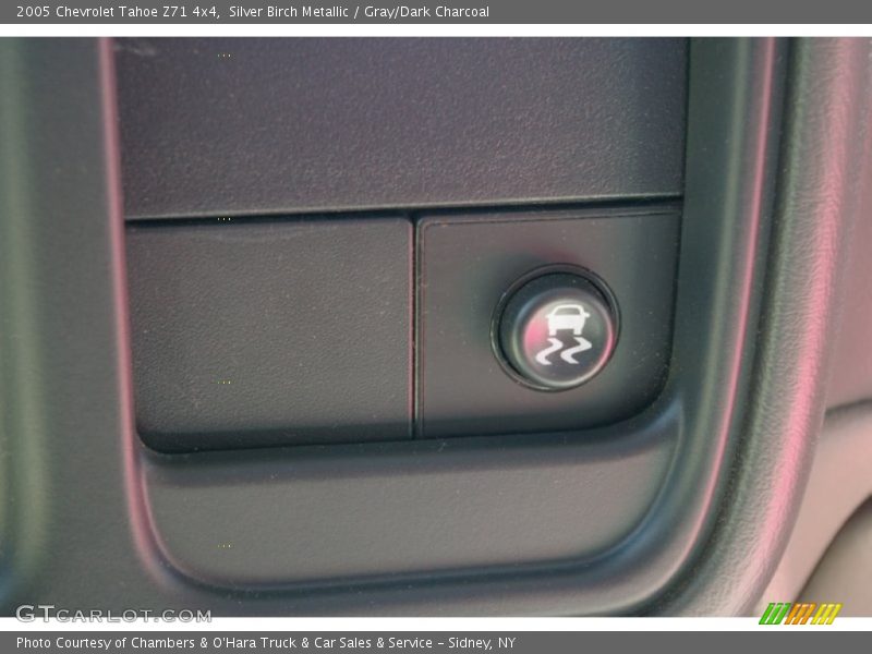 Silver Birch Metallic / Gray/Dark Charcoal 2005 Chevrolet Tahoe Z71 4x4