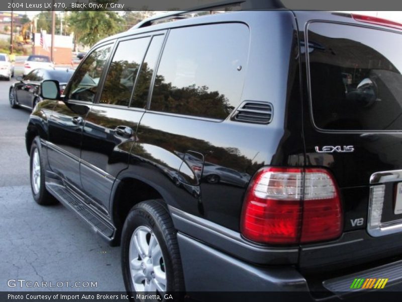 Black Onyx / Gray 2004 Lexus LX 470