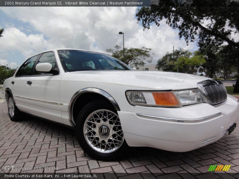 Vibrant White Clearcoat / Medium Parchment 2001 Mercury Grand Marquis GS