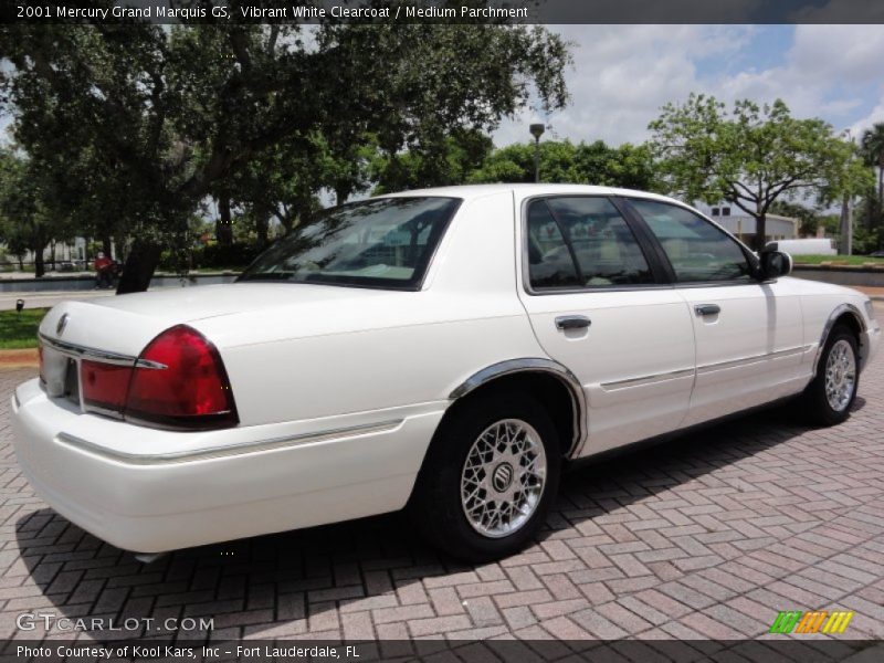 Vibrant White Clearcoat / Medium Parchment 2001 Mercury Grand Marquis GS
