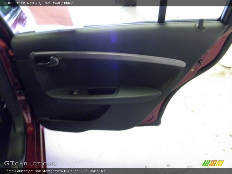 Red Jewel / Black 2008 Saturn Aura XR