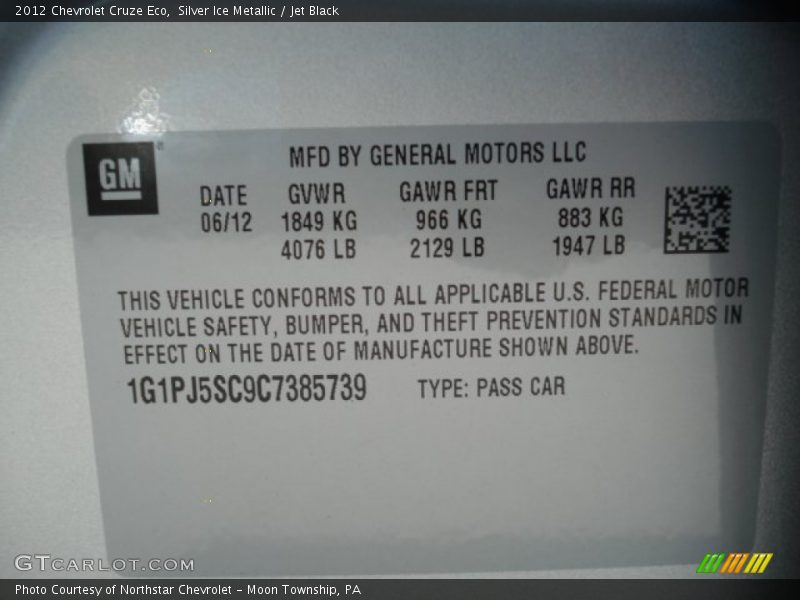 Silver Ice Metallic / Jet Black 2012 Chevrolet Cruze Eco