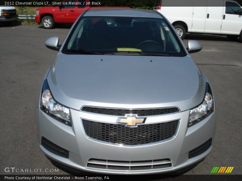 Silver Ice Metallic / Jet Black 2012 Chevrolet Cruze LT