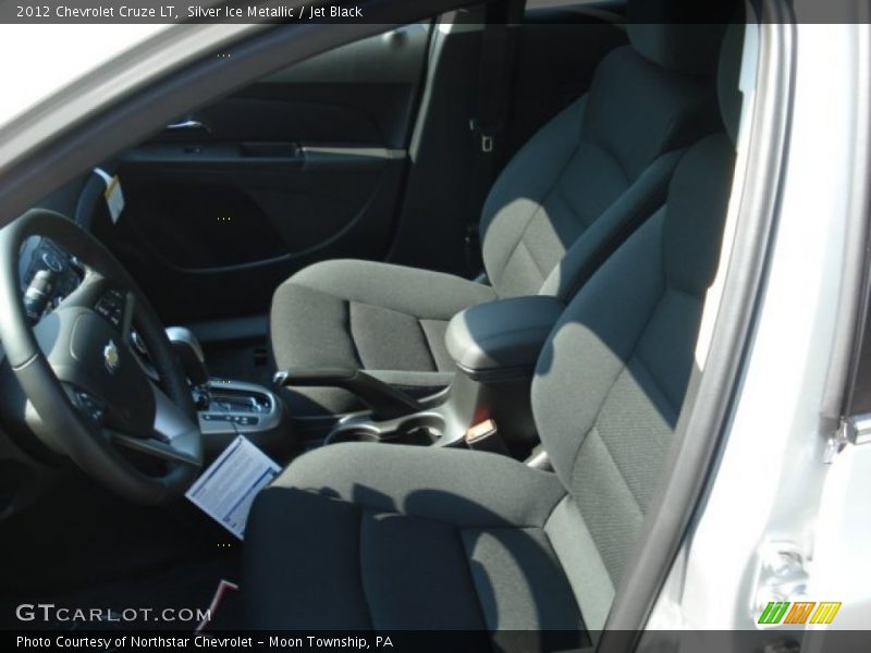 Silver Ice Metallic / Jet Black 2012 Chevrolet Cruze LT