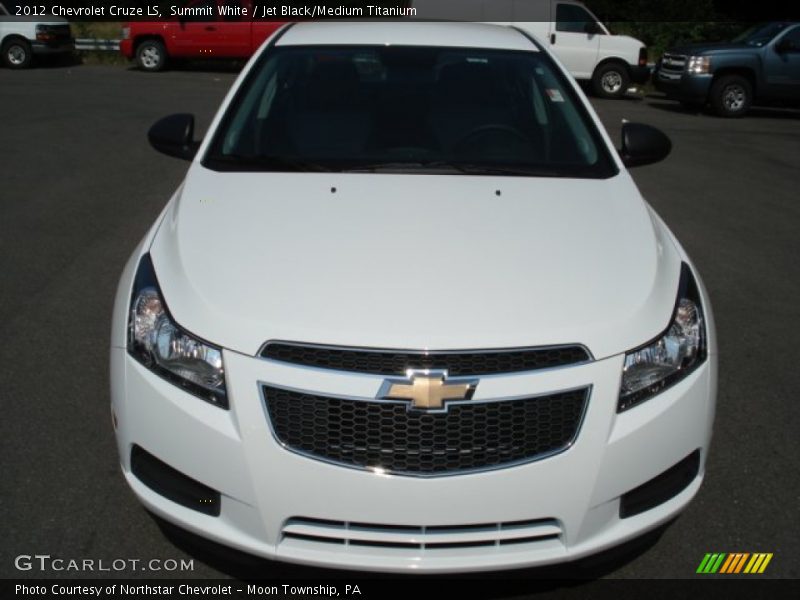 Summit White / Jet Black/Medium Titanium 2012 Chevrolet Cruze LS