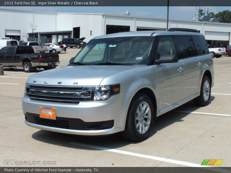 Ingot Silver Metallic / Charcoal Black 2013 Ford Flex SE