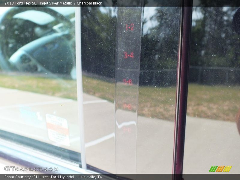 Ingot Silver Metallic / Charcoal Black 2013 Ford Flex SE