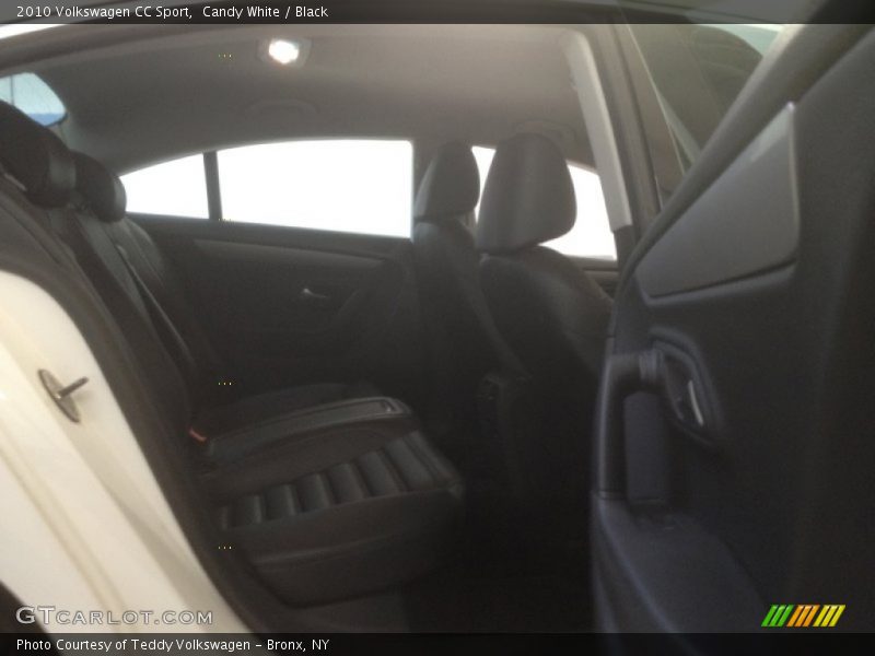 Candy White / Black 2010 Volkswagen CC Sport