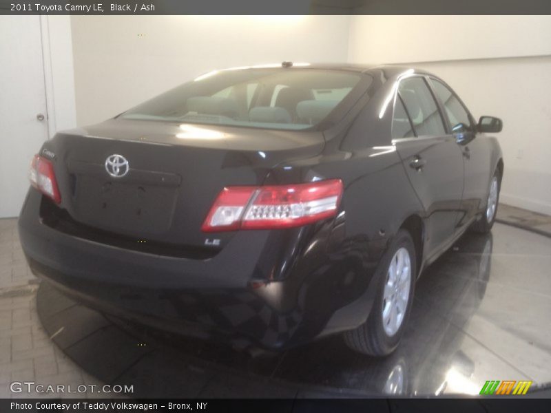 Black / Ash 2011 Toyota Camry LE