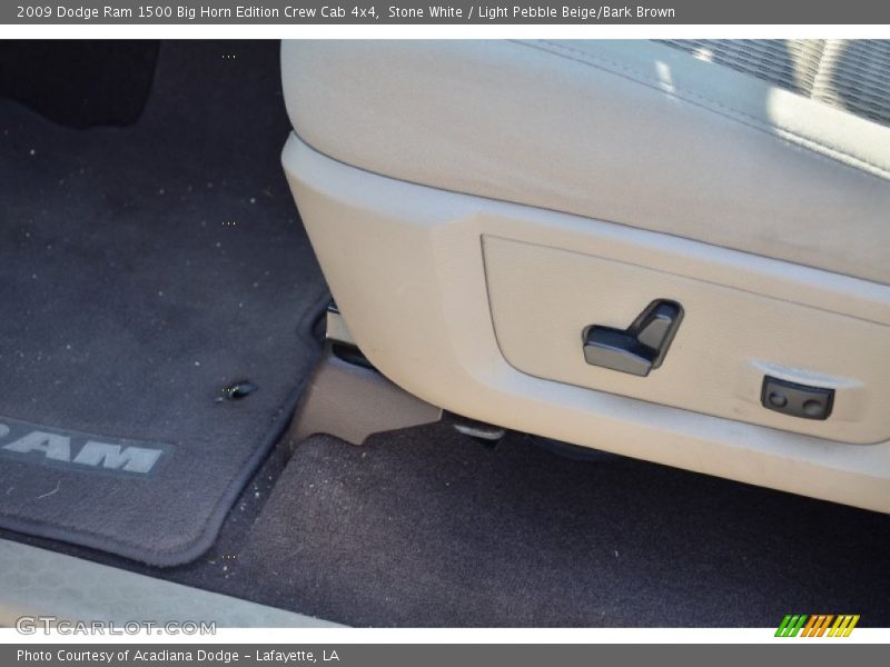 Stone White / Light Pebble Beige/Bark Brown 2009 Dodge Ram 1500 Big Horn Edition Crew Cab 4x4