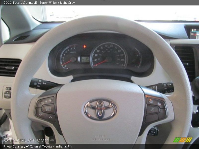 Super White / Light Gray 2011 Toyota Sienna LE
