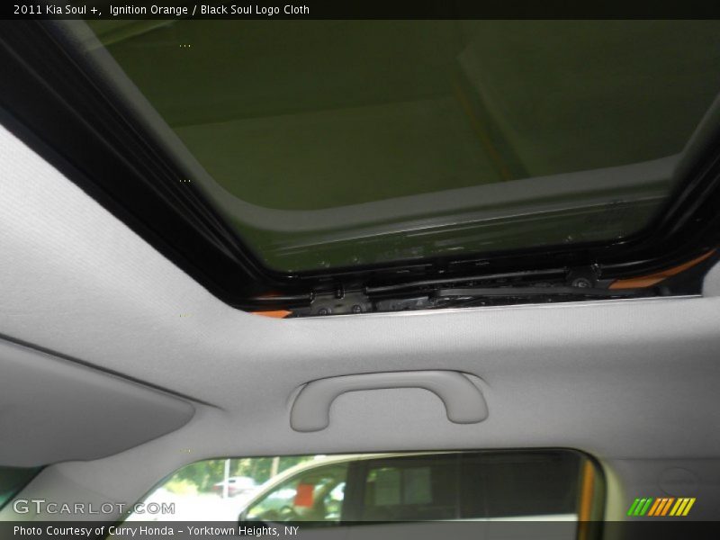 Ignition Orange / Black Soul Logo Cloth 2011 Kia Soul +