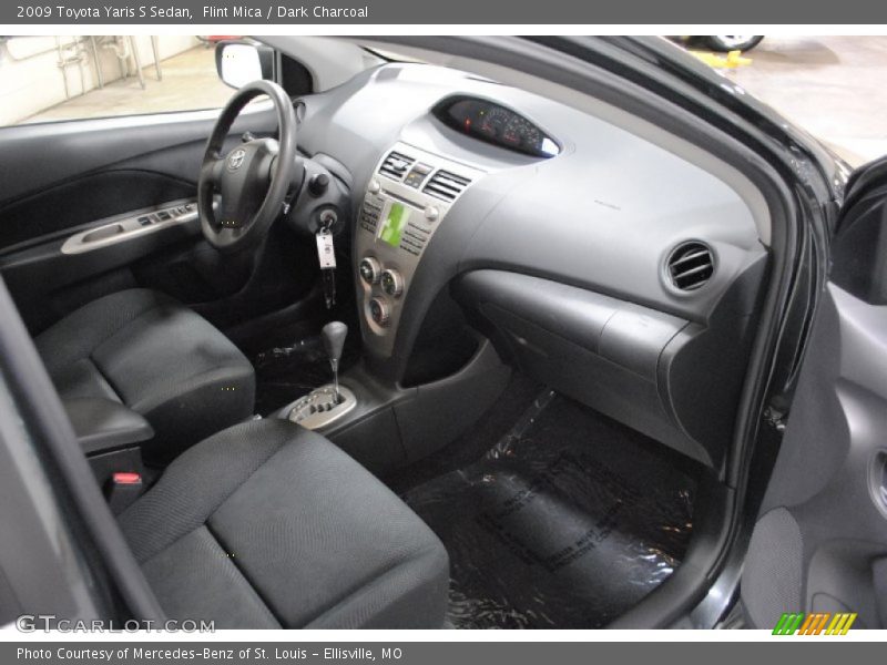 Flint Mica / Dark Charcoal 2009 Toyota Yaris S Sedan