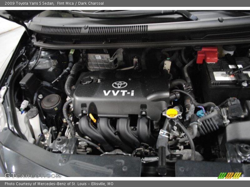 Flint Mica / Dark Charcoal 2009 Toyota Yaris S Sedan