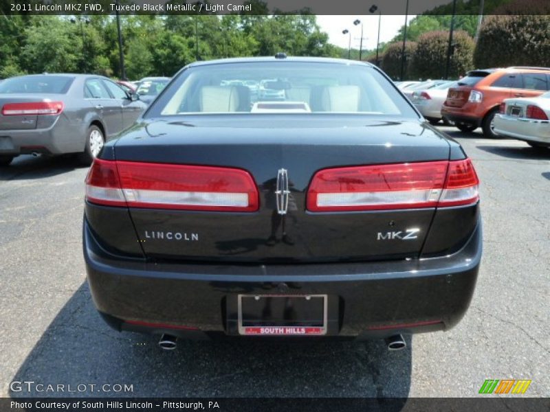 Tuxedo Black Metallic / Light Camel 2011 Lincoln MKZ FWD