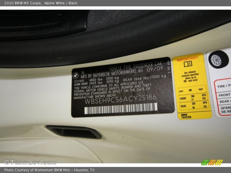 Alpine White / Black 2010 BMW M6 Coupe