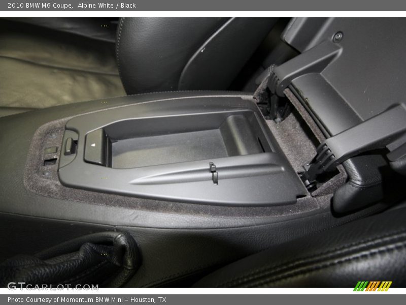 Alpine White / Black 2010 BMW M6 Coupe