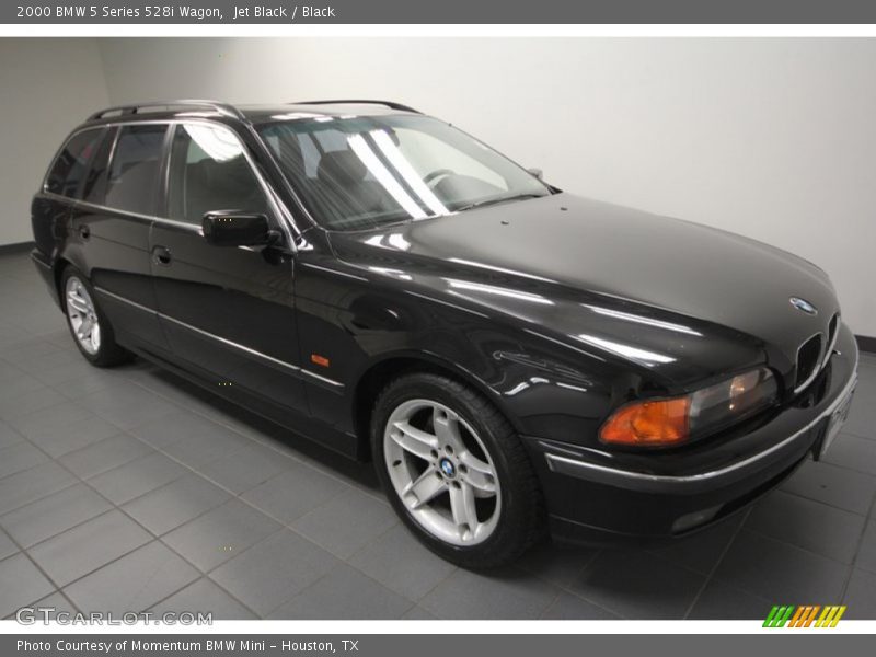 Jet Black / Black 2000 BMW 5 Series 528i Wagon