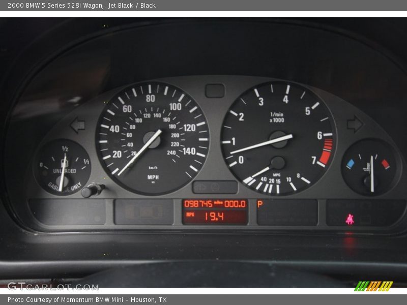  2000 5 Series 528i Wagon 528i Wagon Gauges