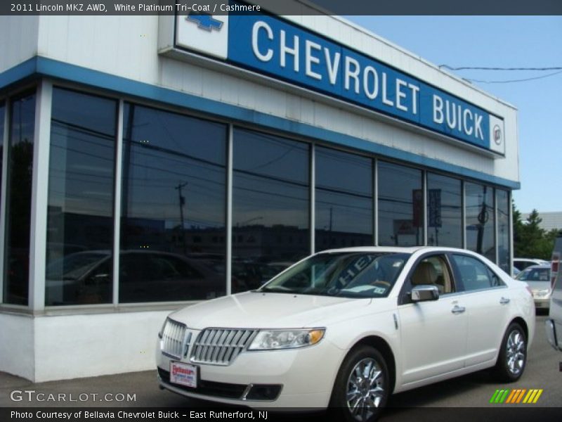 White Platinum Tri-Coat / Cashmere 2011 Lincoln MKZ AWD