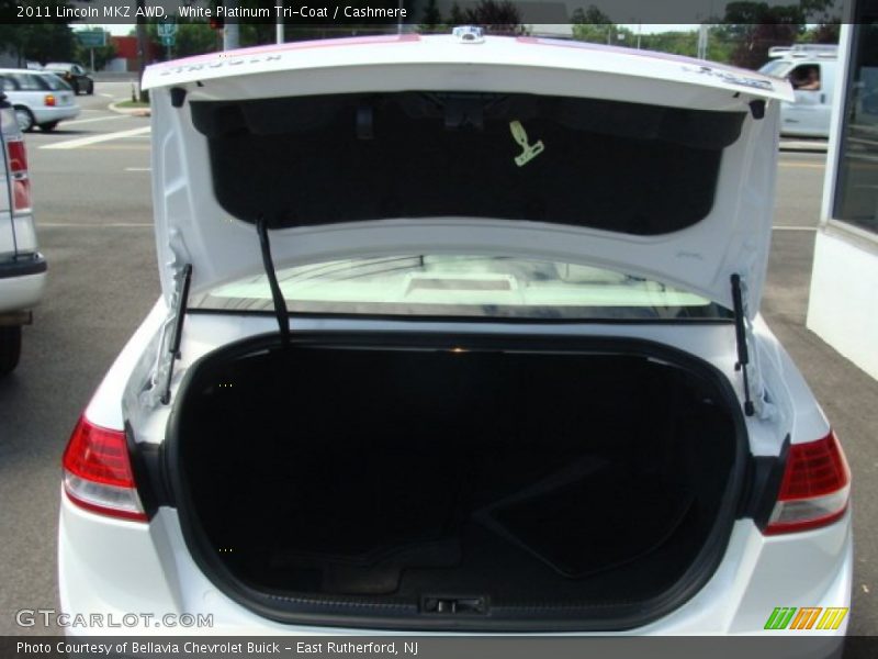 White Platinum Tri-Coat / Cashmere 2011 Lincoln MKZ AWD