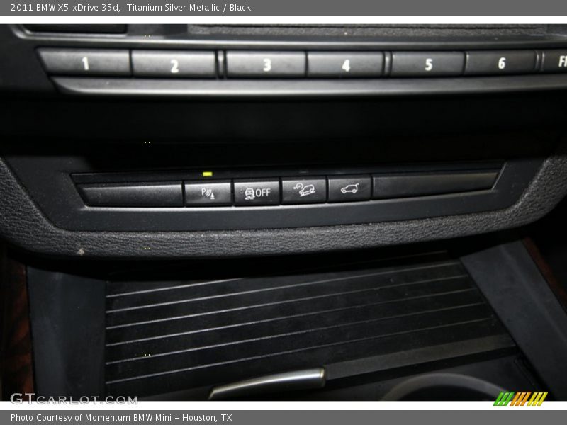 Titanium Silver Metallic / Black 2011 BMW X5 xDrive 35d