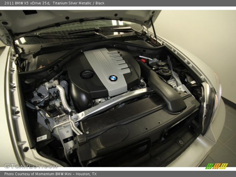 Titanium Silver Metallic / Black 2011 BMW X5 xDrive 35d
