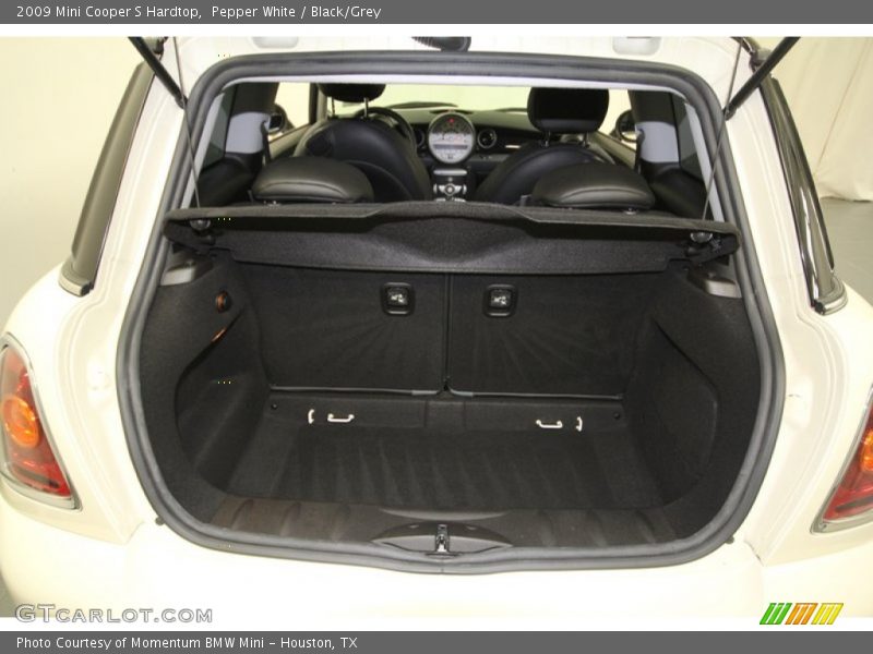 Pepper White / Black/Grey 2009 Mini Cooper S Hardtop