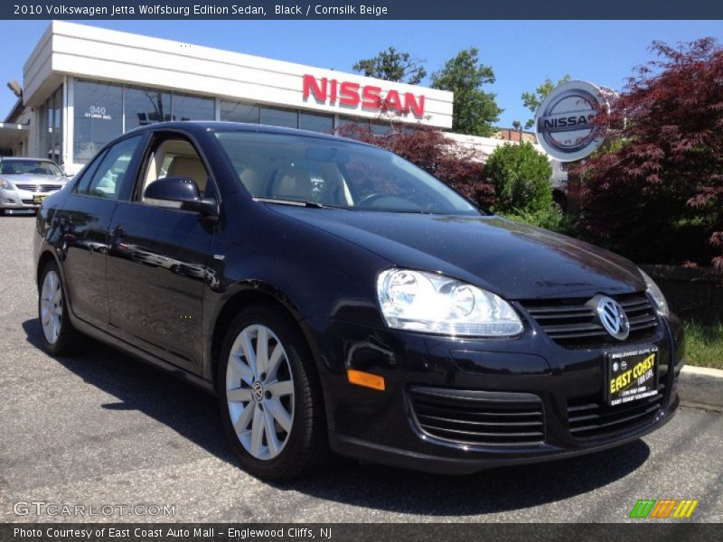 Black / Cornsilk Beige 2010 Volkswagen Jetta Wolfsburg Edition Sedan