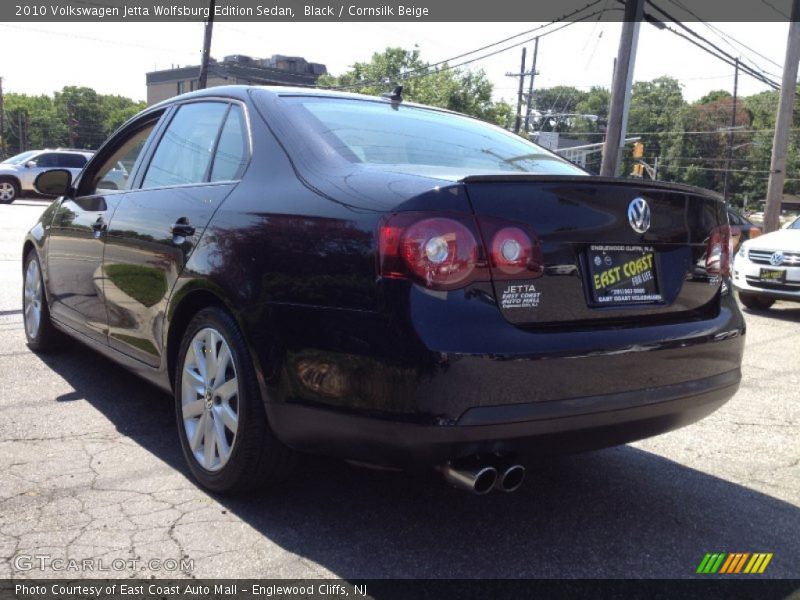 Black / Cornsilk Beige 2010 Volkswagen Jetta Wolfsburg Edition Sedan