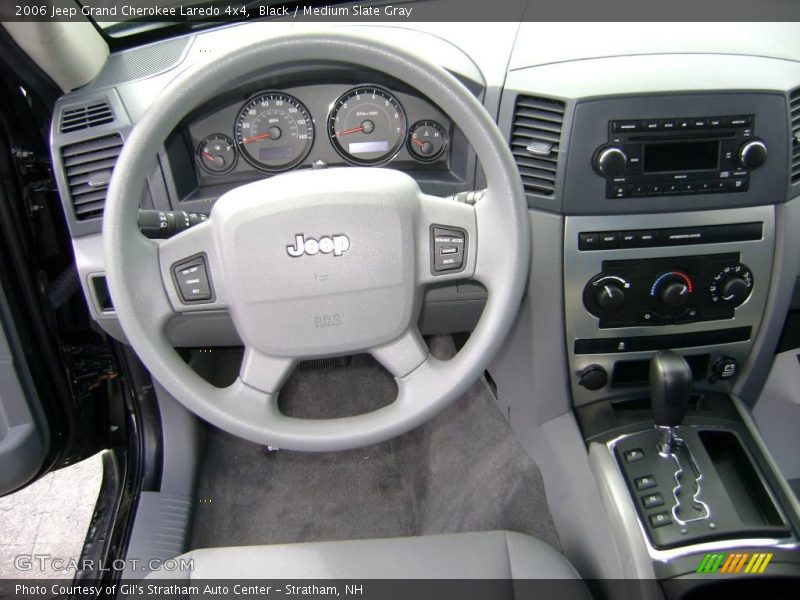 Black / Medium Slate Gray 2006 Jeep Grand Cherokee Laredo 4x4