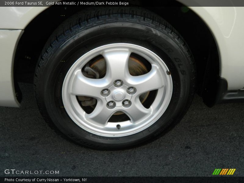 Gold Ash Metallic / Medium/Dark Pebble Beige 2006 Ford Taurus SE