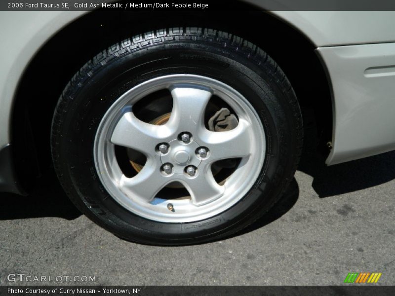 Gold Ash Metallic / Medium/Dark Pebble Beige 2006 Ford Taurus SE