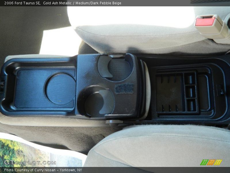 Gold Ash Metallic / Medium/Dark Pebble Beige 2006 Ford Taurus SE
