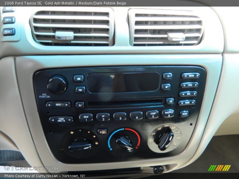 Gold Ash Metallic / Medium/Dark Pebble Beige 2006 Ford Taurus SE