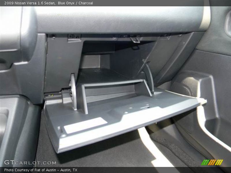 Blue Onyx / Charcoal 2009 Nissan Versa 1.6 Sedan