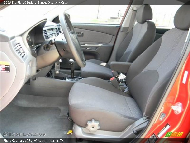  2009 Rio LX Sedan Gray Interior