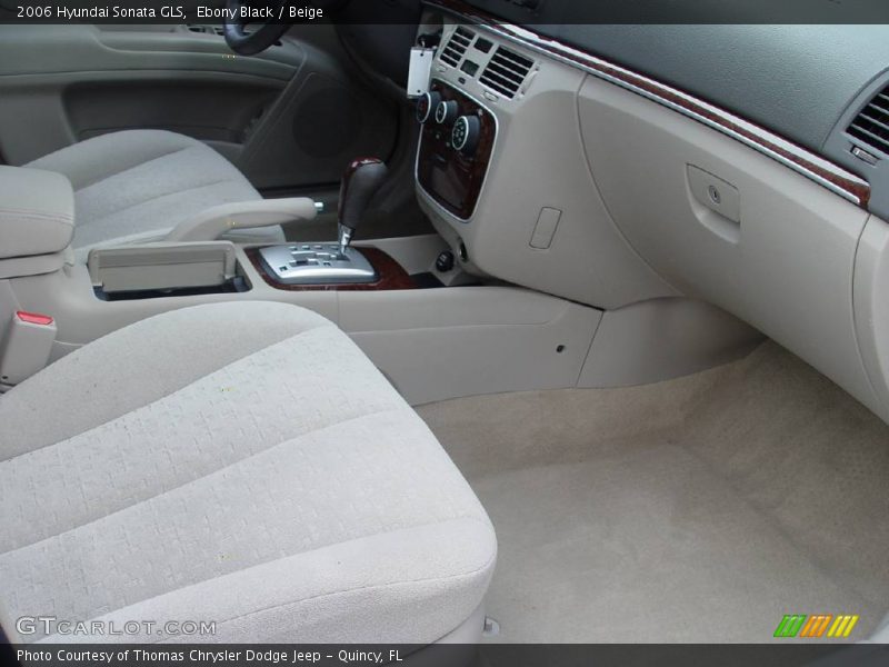 Ebony Black / Beige 2006 Hyundai Sonata GLS