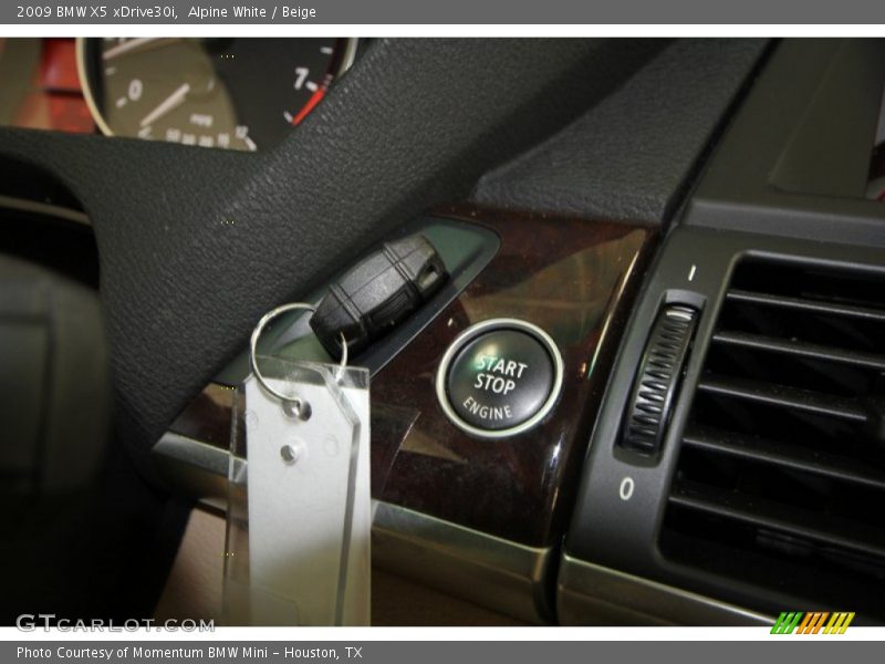 Alpine White / Beige 2009 BMW X5 xDrive30i