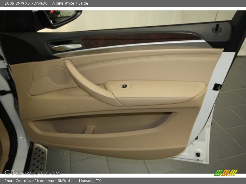 Alpine White / Beige 2009 BMW X5 xDrive30i