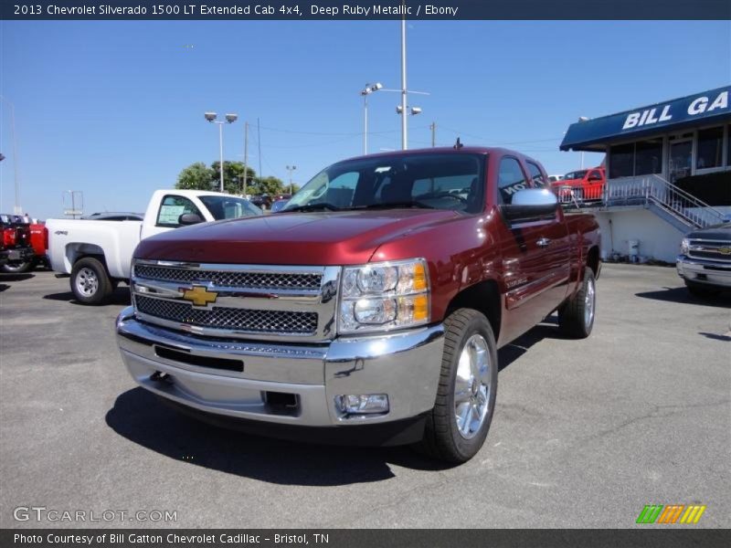 Front 3/4 View of 2013 Silverado 1500 LT Extended Cab 4x4