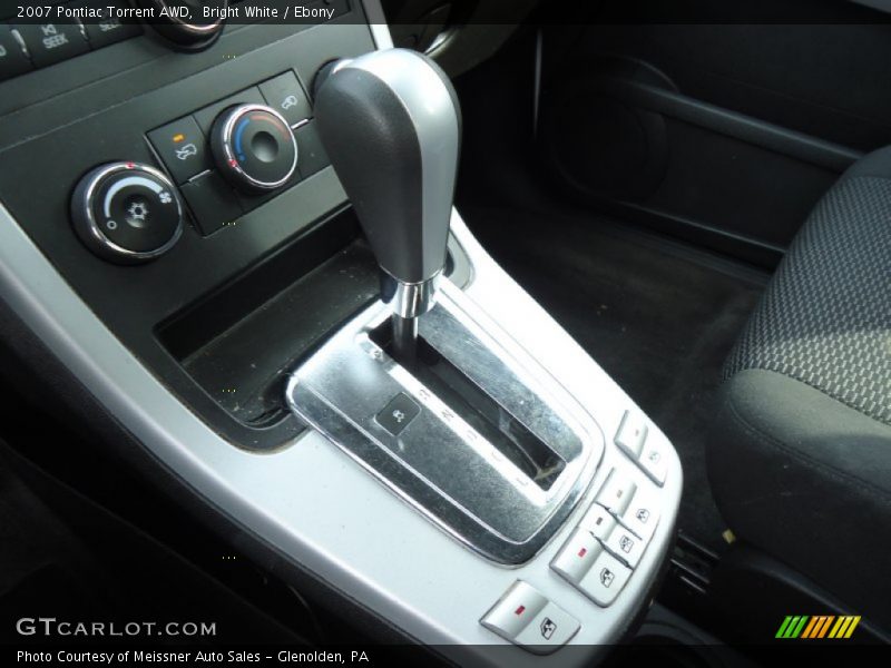 Bright White / Ebony 2007 Pontiac Torrent AWD