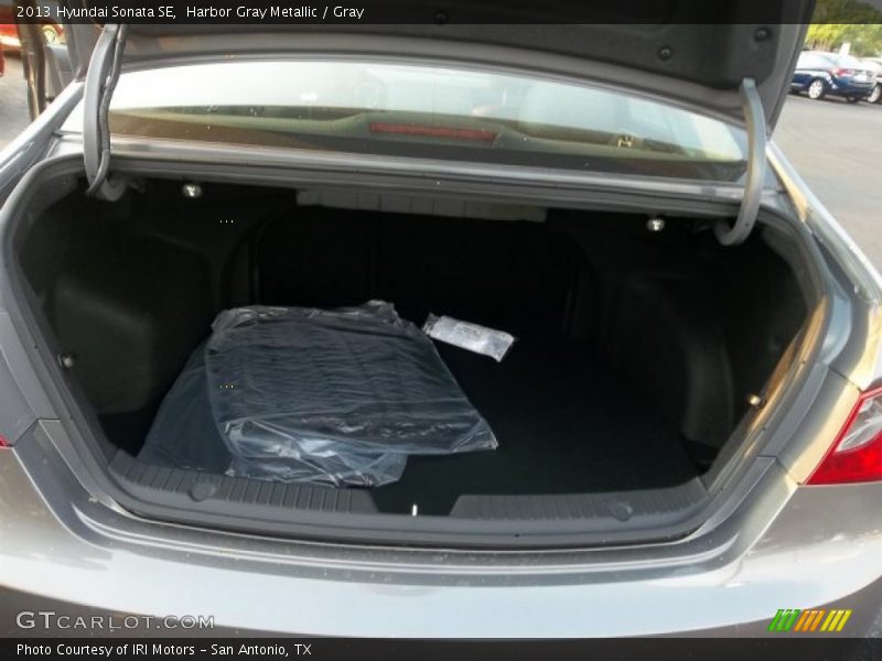 Harbor Gray Metallic / Gray 2013 Hyundai Sonata SE