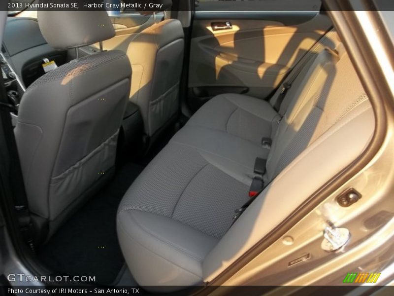 Harbor Gray Metallic / Gray 2013 Hyundai Sonata SE